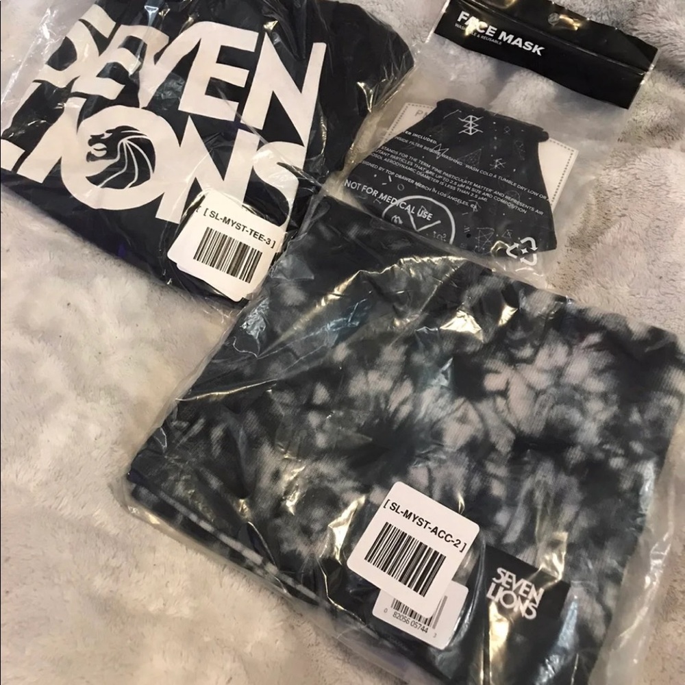 Seven Lions merch bundle